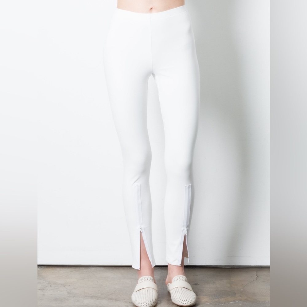 NWT Elaine Kim white Tech Stretch Pant w/ Front Ankle zip